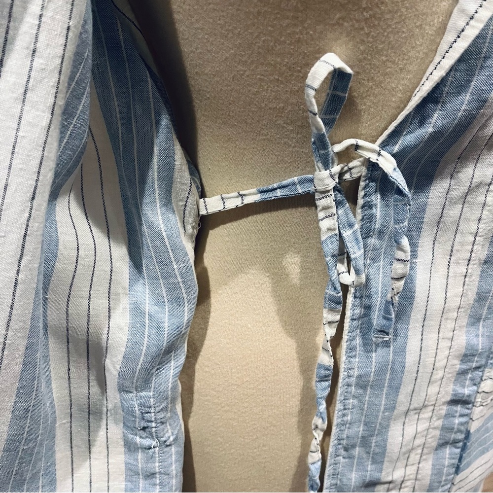 Serena & Lily Porto Linen Robe - Picture 5 of 6
